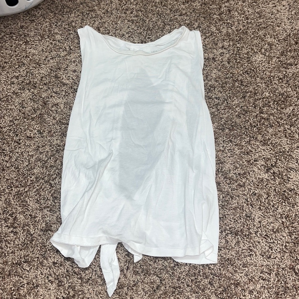 Forever 21 tank
